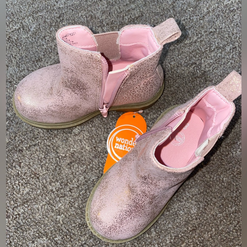 Beautiful boots with a touch of shine.